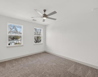 502 E Kimball Street - Photo Thumbnail 17