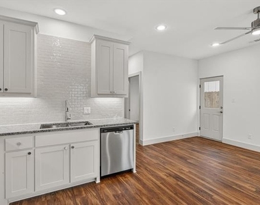 502 E Kimball Street - Photo Thumbnail 5