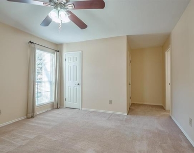 3212 Daniel Avenue - Photo Thumbnail 16