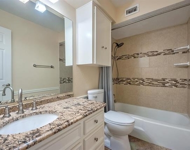 3212 Daniel Avenue - Photo Thumbnail 17