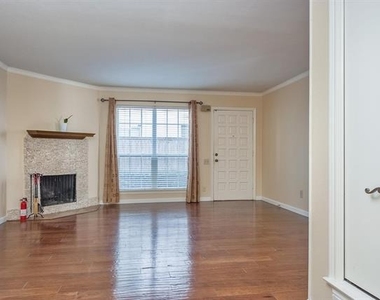 3212 Daniel Avenue - Photo Thumbnail 4