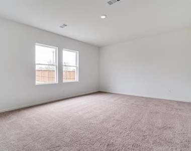 1876 Lockhart Drive - Photo Thumbnail 14