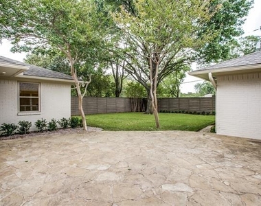 6908 Lavendale - Photo Thumbnail 26