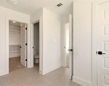 8902 Lowell Street - Photo Thumbnail 17
