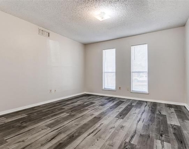 2930 Churchill Way - Photo Thumbnail 9