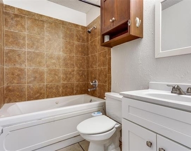 2930 Churchill Way - Photo Thumbnail 10