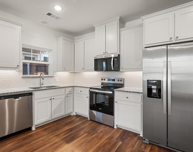 506 E Kimball Street - Photo Thumbnail 7