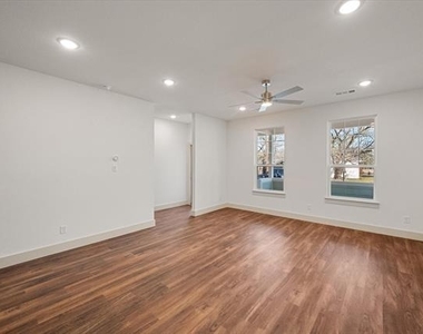 506 E Kimball Street - Photo Thumbnail 10