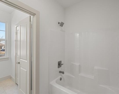 506 E Kimball Street - Photo Thumbnail 19