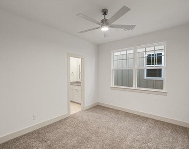 506 E Kimball Street - Photo Thumbnail 20