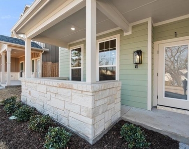506 E Kimball Street - Photo Thumbnail 1