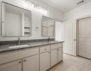 506 E Kimball Street - Photo Thumbnail 26