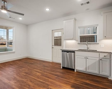 506 E Kimball Street - Photo Thumbnail 9