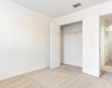 3206 Bedford Road - Photo Thumbnail 14