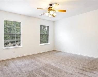 3206 Bedford Road - Photo Thumbnail 9
