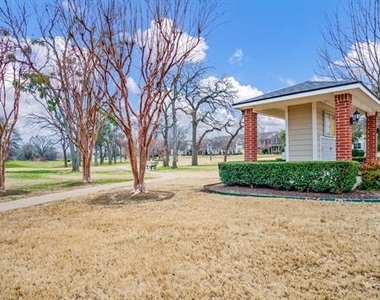 3206 Bedford Road - Photo Thumbnail 22
