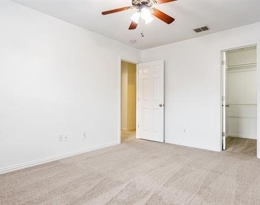 3206 Bedford Road - Photo Thumbnail 16