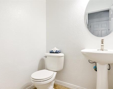 3206 Bedford Road - Photo Thumbnail 8