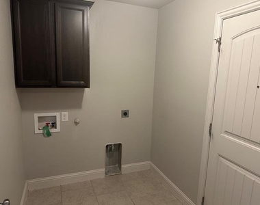 3501 Ballam Street - Photo Thumbnail 20