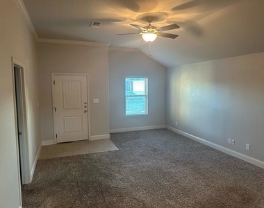 3501 Ballam Street - Photo Thumbnail 4