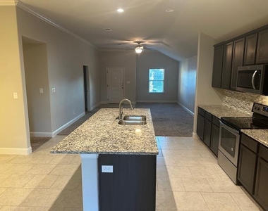 3501 Ballam Street - Photo Thumbnail 7