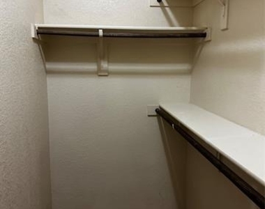 5321 Wharfside Place - Photo Thumbnail 2