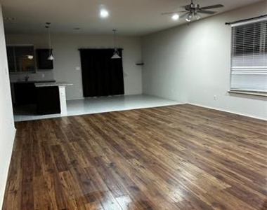 5321 Wharfside Place - Photo Thumbnail 13