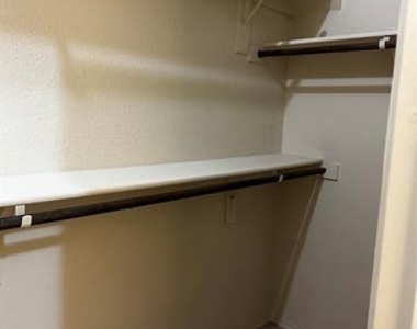 5321 Wharfside Place - Photo Thumbnail 6