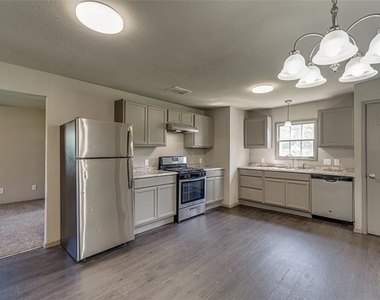 416 N 8th Street - Photo Thumbnail 18