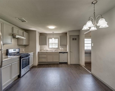 416 N 8th Street - Photo Thumbnail 17