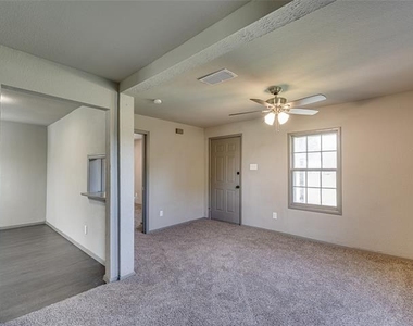 416 N 8th Street - Photo Thumbnail 12
