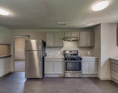 416 N 8th Street - Photo Thumbnail 24