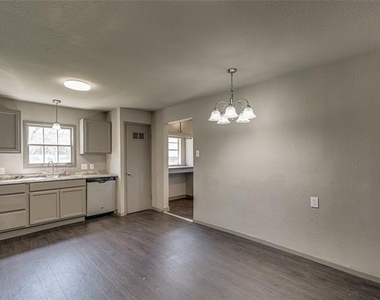 416 N 8th Street - Photo Thumbnail 16