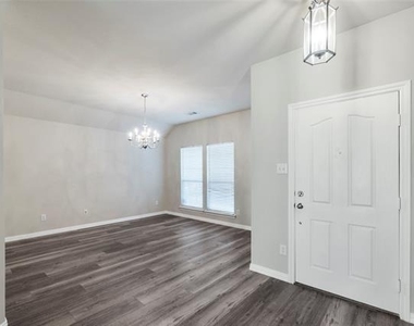 5109 Keating Street - Photo Thumbnail 8