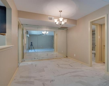 2809 Lineville Drive - Photo Thumbnail 7