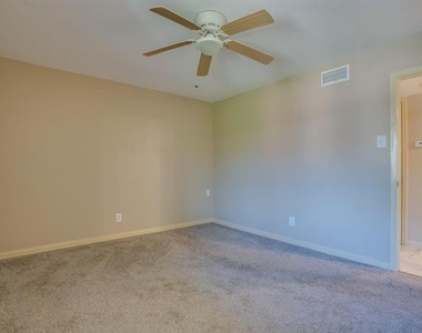 2809 Lineville Drive - Photo Thumbnail 24