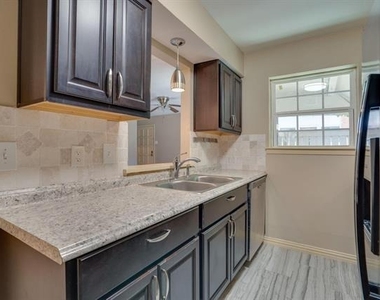 2809 Lineville Drive - Photo Thumbnail 14