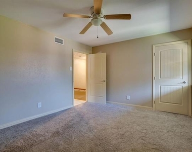 2809 Lineville Drive - Photo Thumbnail 25