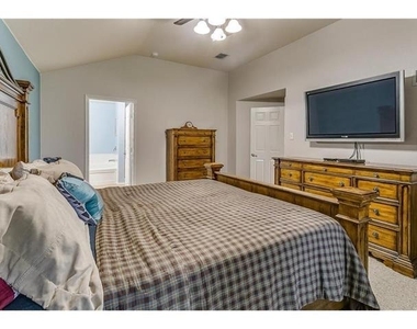 2821 Briargrove Lane - Photo Thumbnail 16