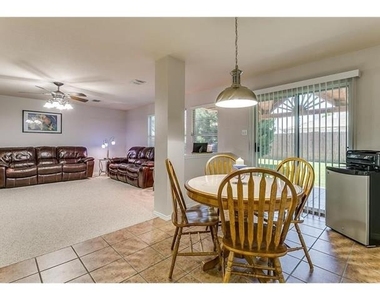 2821 Briargrove Lane - Photo Thumbnail 12