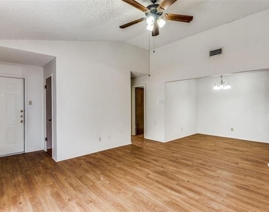 1140 Jameson Street - Photo Thumbnail 3