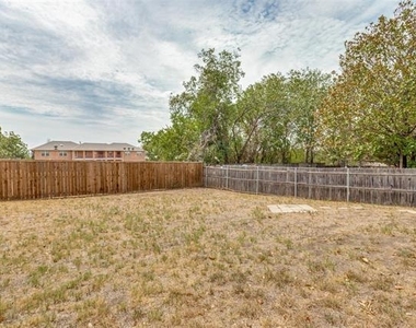 1140 Jameson Street - Photo Thumbnail 11