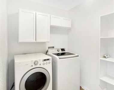 1217 Caroline Drive - Photo Thumbnail 4