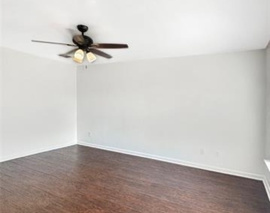 1217 Caroline Drive - Photo Thumbnail 11