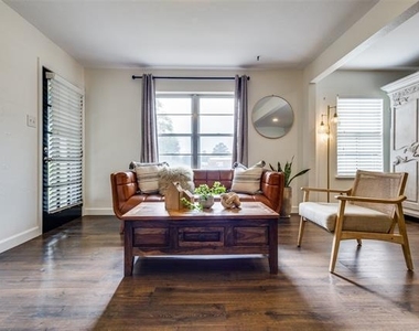 1200 Tipps Road - Photo Thumbnail 9