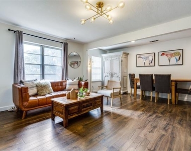 1200 Tipps Road - Photo Thumbnail 7