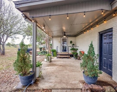 1200 Tipps Road - Photo Thumbnail 4