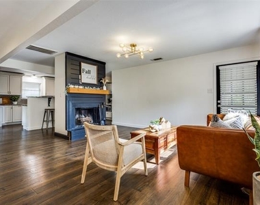 1200 Tipps Road - Photo Thumbnail 10