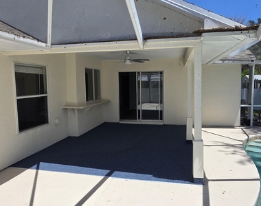 2820 Se Pace Drive - Photo Thumbnail 15