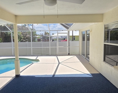 2820 Se Pace Drive - Photo Thumbnail 14